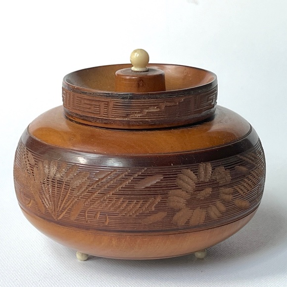 Vintage Wooden Box Carved BARBARITA Flowers Unique Gift Jewelry Container Unique - Picture 7 of 10